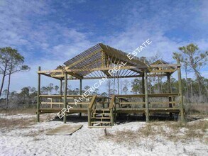 2080 Biscayne Blvd in Navarre, FL - Building Photo - Building Photo