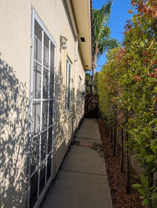 413 Everett Ave, Unit A in Monterey Park, CA - Building Photo