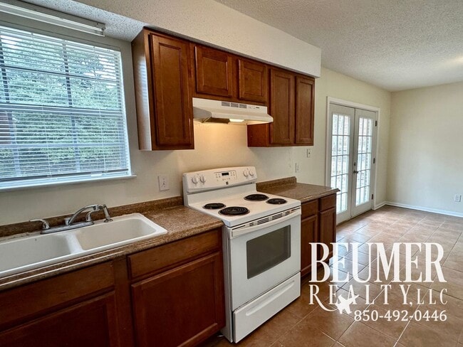 5712 Japonica Ave in Pensacola, FL - Building Photo - Building Photo