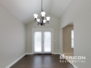 177 Crystal Creek Ln in Dallas, GA - Building Photo - Building Photo
