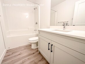 200 Seton Cir SE in Calgary, AB - Building Photo - Building Photo