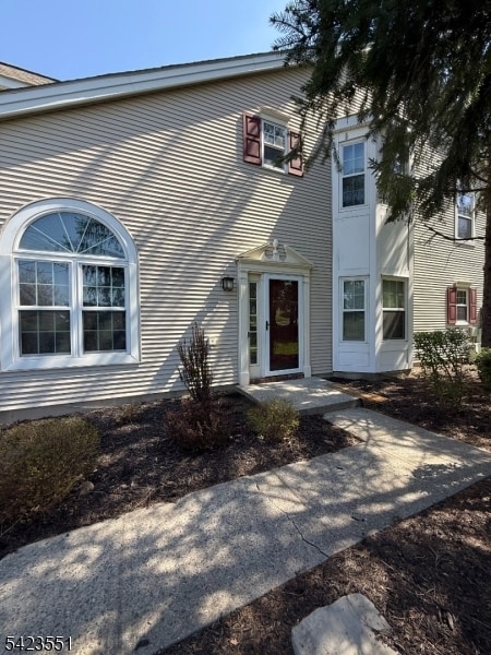 2 Sapphire Ln in Franklin Township, NJ - Building Photo - Building Photo