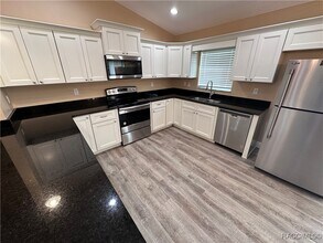 2468 W Vespero St in Citrus Springs, FL - Building Photo - Building Photo