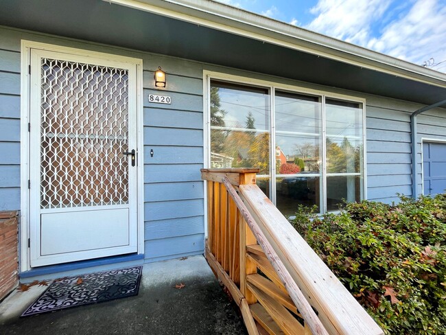 8420 NE Eugene St in Portland, OR - Building Photo - Building Photo