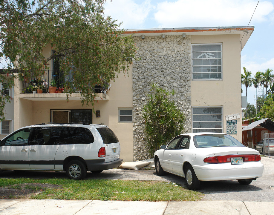 1345 NW 4th St in Miami, FL - Building Photo