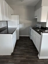 Brentwood Apartments in Irving, TX - Foto de edificio - Building Photo