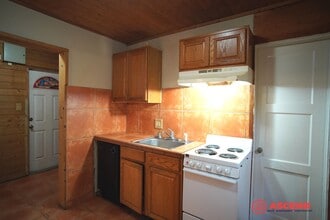 25453 Barbara St in Arvin, CA - Building Photo - Building Photo