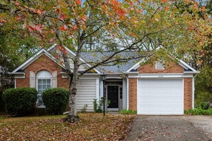 12102 Kempshott Ct in Charlotte, NC - Building Photo