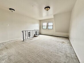 8 Audrey Ave in Oyster Bay, NY - Building Photo - Building Photo