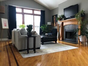 4933 N Winthrop Ave, Unit 3N in Chicago, IL - Building Photo - Building Photo