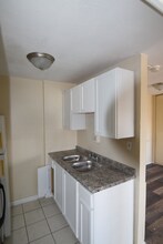 13420 Euclid Ave-Unit -1815-101 in East Cleveland, OH - Building Photo - Building Photo