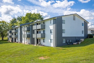 Hampton Creek in Cookeville, TN - Foto de edificio - Building Photo