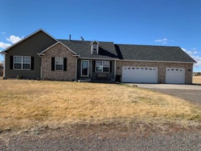 property at 2074 Canyon Dr