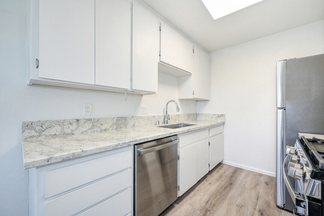 The Grove in Orangevale, CA - Building Photo