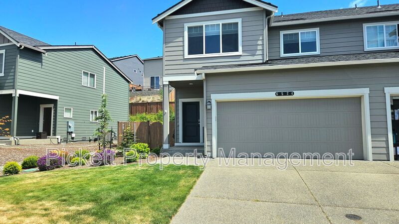 6524 Yorktown Pl NE in Bremerton, WA - Building Photo