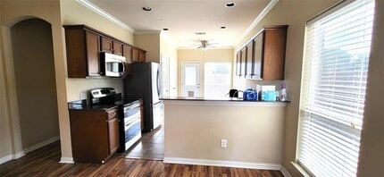 138 Barrington Ln in Lewisville, TX - Building Photo - Building Photo
