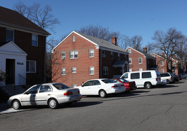 Red Top Flats in Takoma Park, MD - Building Photo - Building Photo