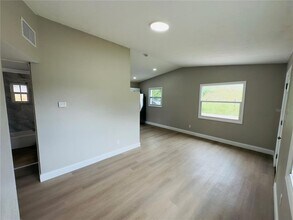 3235 Oakley Ave S in St. Petersburg, FL - Building Photo - Building Photo