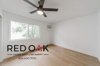 13910 Sayre St, Unit 25 in Los Angeles, CA - Building Photo - Building Photo