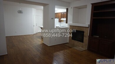 7850 Via Belfiore in San Diego, CA - Building Photo - Building Photo