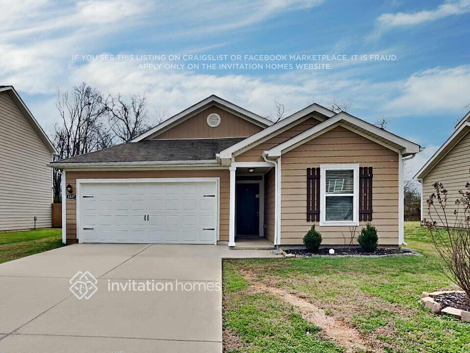 3327 Drysdale Dr in Murfreesboro, TN - Foto de edificio
