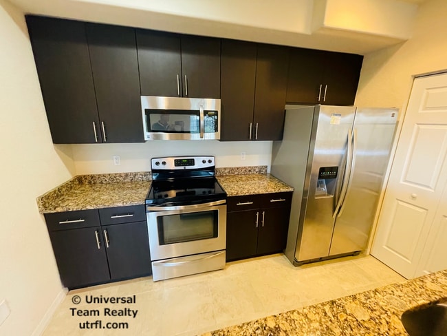 property at 13160 Bella Casa Cir