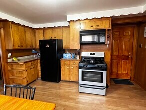 68 Water St-Unit -2R in Quincy, MA - Building Photo - Building Photo