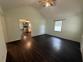 2234 Ohio St in Lawrence, KS - Building Photo - Building Photo