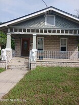 7262 Barberie St in Jacksonville, FL - Building Photo