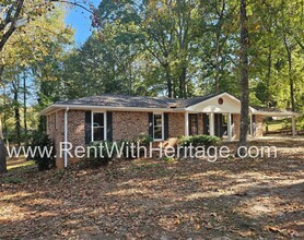 4081 Lauada Dr in Douglasville, GA - Building Photo - Building Photo