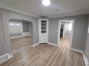 15857 Evanston St in Detroit, MI - Building Photo - Building Photo