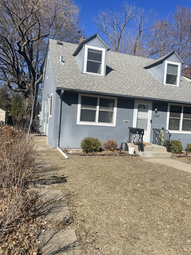 1747 Blair Ave in St. Paul, MN - Foto de edificio - Building Photo