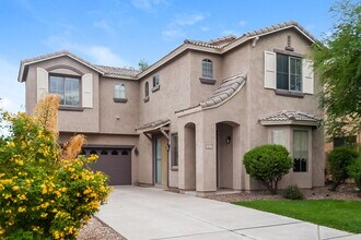 3691 E Stampede Dr in Gilbert, AZ - Building Photo - Building Photo