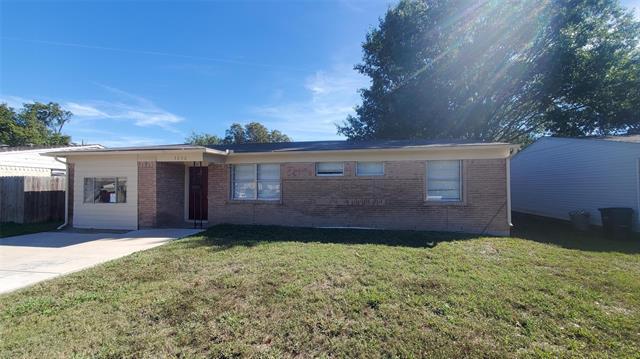 3056 Dogwood Dr in Mesquite, TX - Building Photo