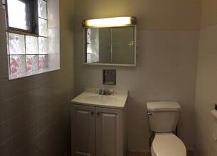 2934 S Keeley St, Unit 2 in Chicago, IL - Building Photo - Building Photo