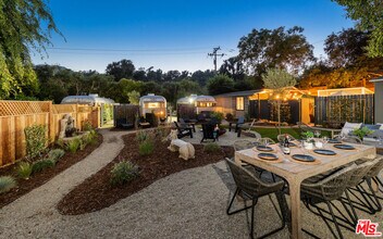 272 N Topanga Canyon Blvd in Topanga, CA - Building Photo - Building Photo