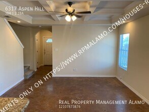 6317 Aspen Hill in San Antonio, TX - Building Photo - Building Photo