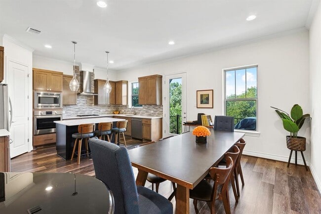 property at 221 Adams St