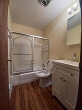 3327 Idlewood Terrace in Rockford, IL - Foto de edificio - Building Photo