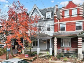 918 Ivy St in Pittsburgh, PA - Building Photo