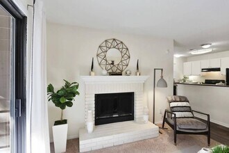 Reserve at Peachtree Corners in Peachtree Corners, GA - Foto de edificio - Building Photo