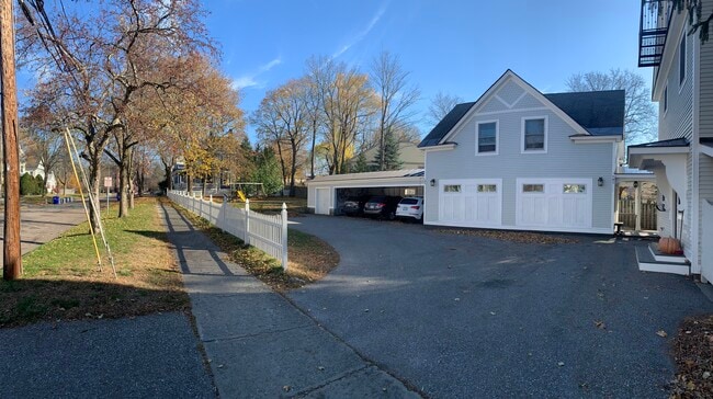 88 N Prospect St, Unit 88B