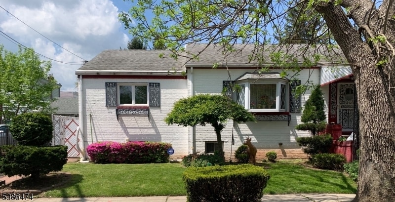 287 Kerrigan Blvd in Newark, NJ - Building Photo