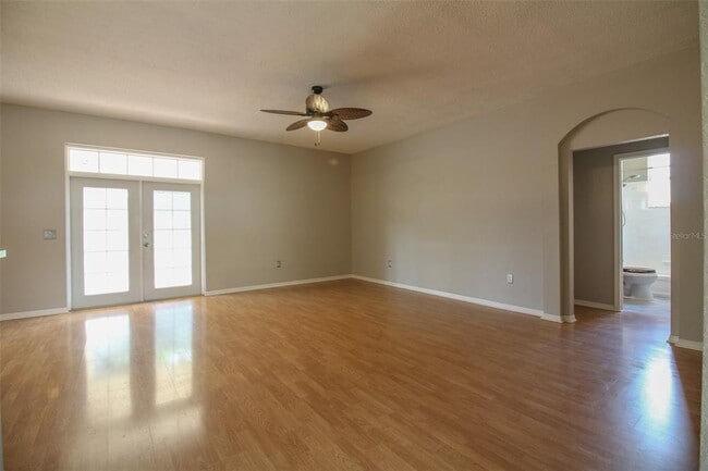 5491 Moon Valley Dr in Lakeland, FL - Building Photo - Building Photo