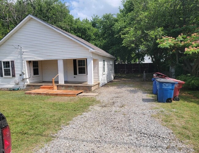 449 Rigsby Dr in Van Alstyne, TX - Foto de edificio - Building Photo