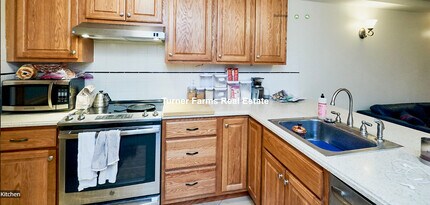 5 Phillips St, Unit A in Boston, MA - Foto de edificio - Building Photo
