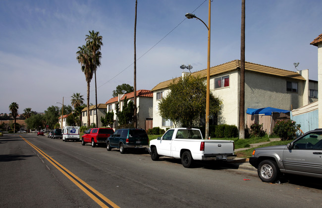 3751 Harvill Ln in Riverside, CA - Building Photo - Building Photo