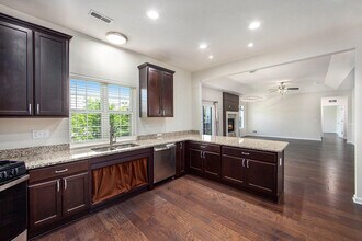 27924 Declaration Dr in Novi, MI - Building Photo - Building Photo