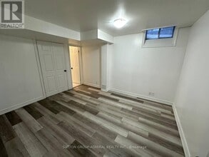 16 Fairty Dr in Markham, ON - Building Photo - Building Photo