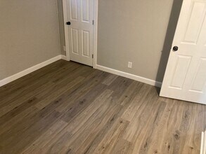 102 Golden Rule Rd in Lake Ozark, MO - Building Photo - Building Photo